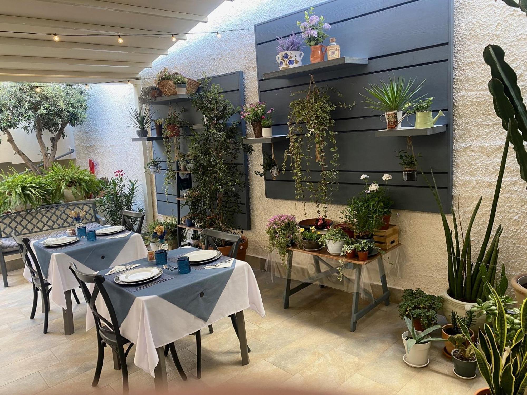 Hotel Domo Anna Villasimius Esterno foto